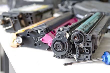 Рециклиране на тонер касета Cartridge 075 (жълт) със смяна на чип